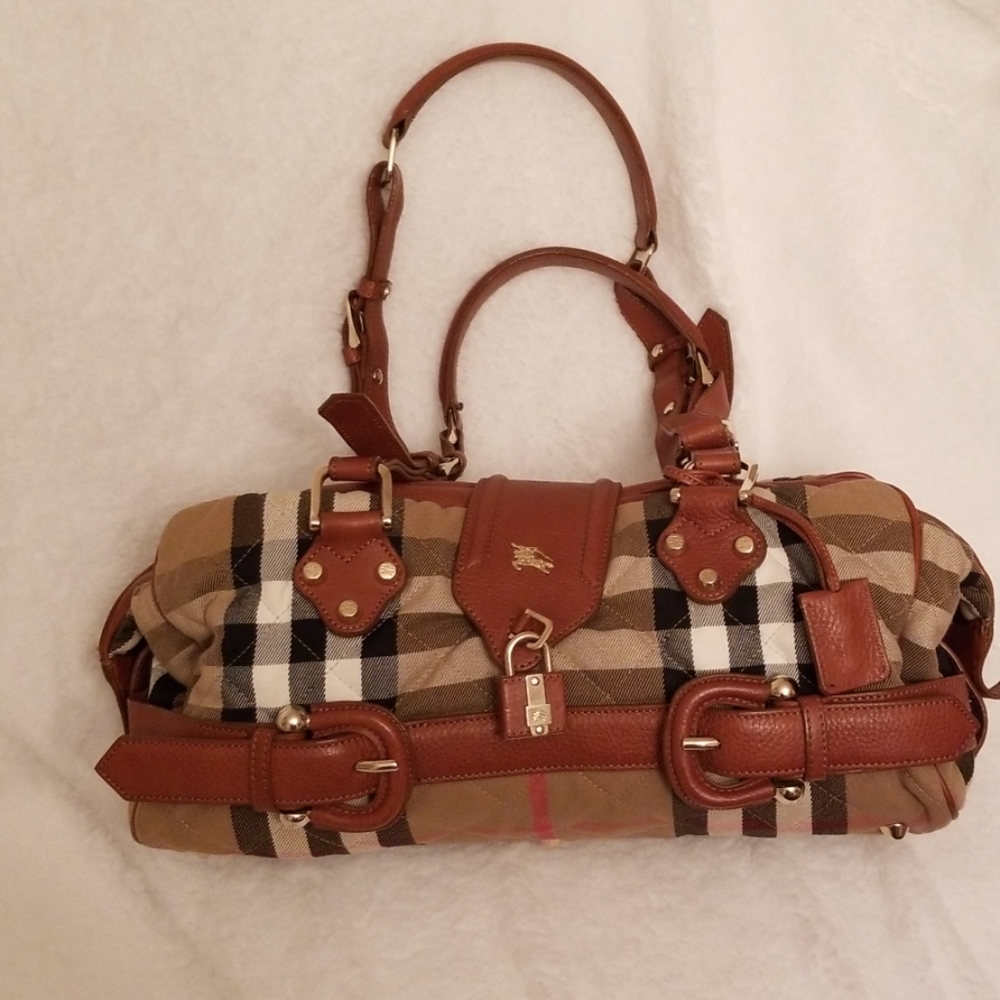 Burberry Duffle Style Pocketbook